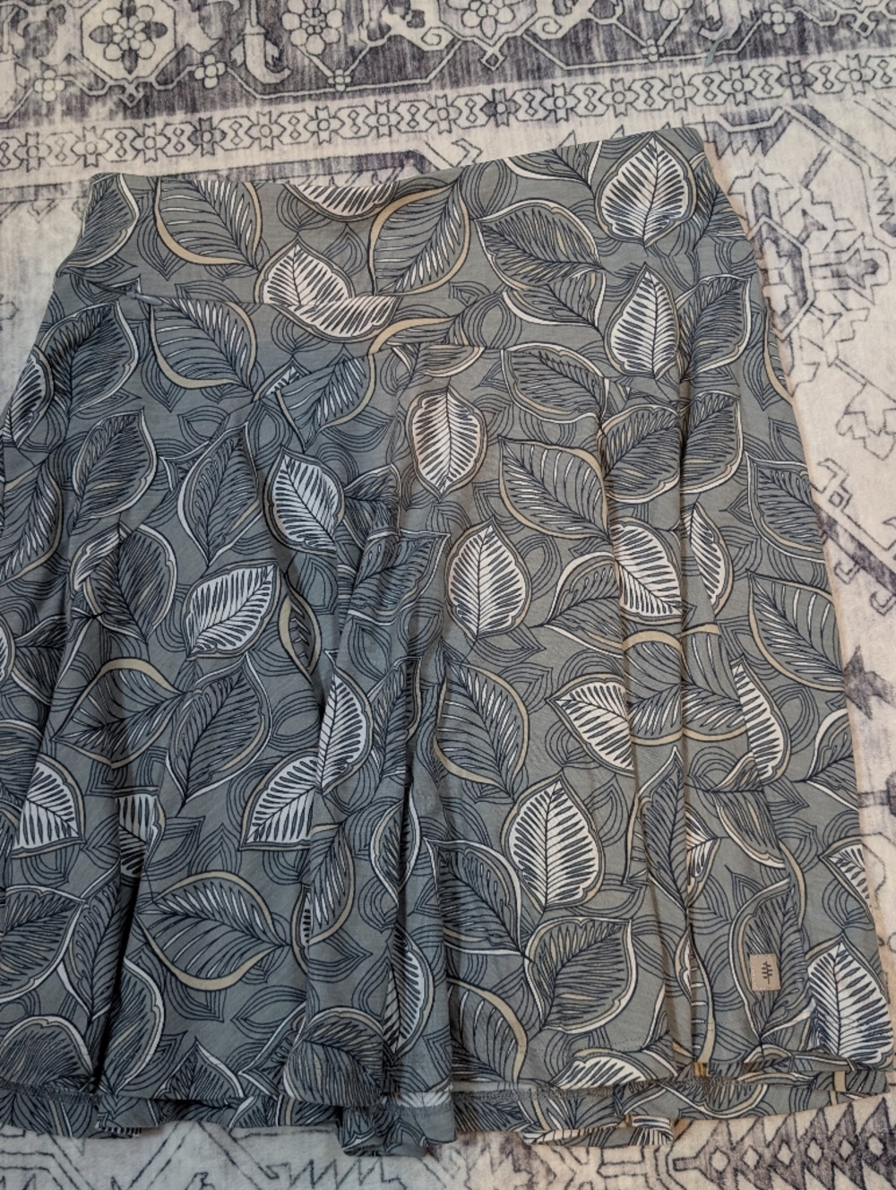 Royal Robbins Blue and Cream Leaf Print Skirt